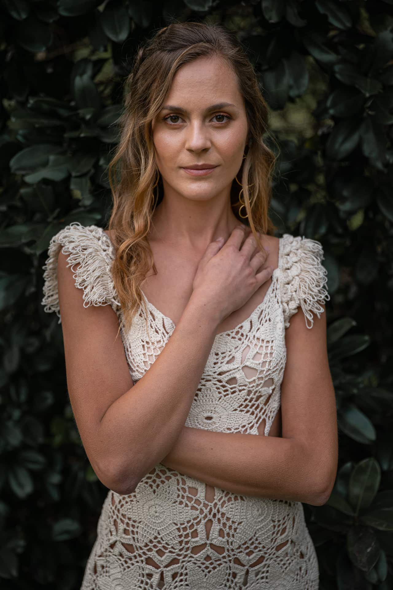 Detalle de vestido de novia tejido por Isa Catepillán.