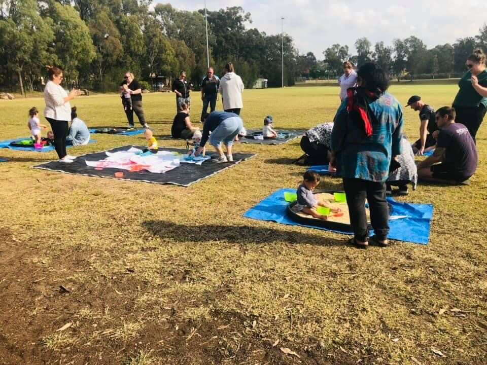 Session ng  sensory play kasama ang mga magulang.