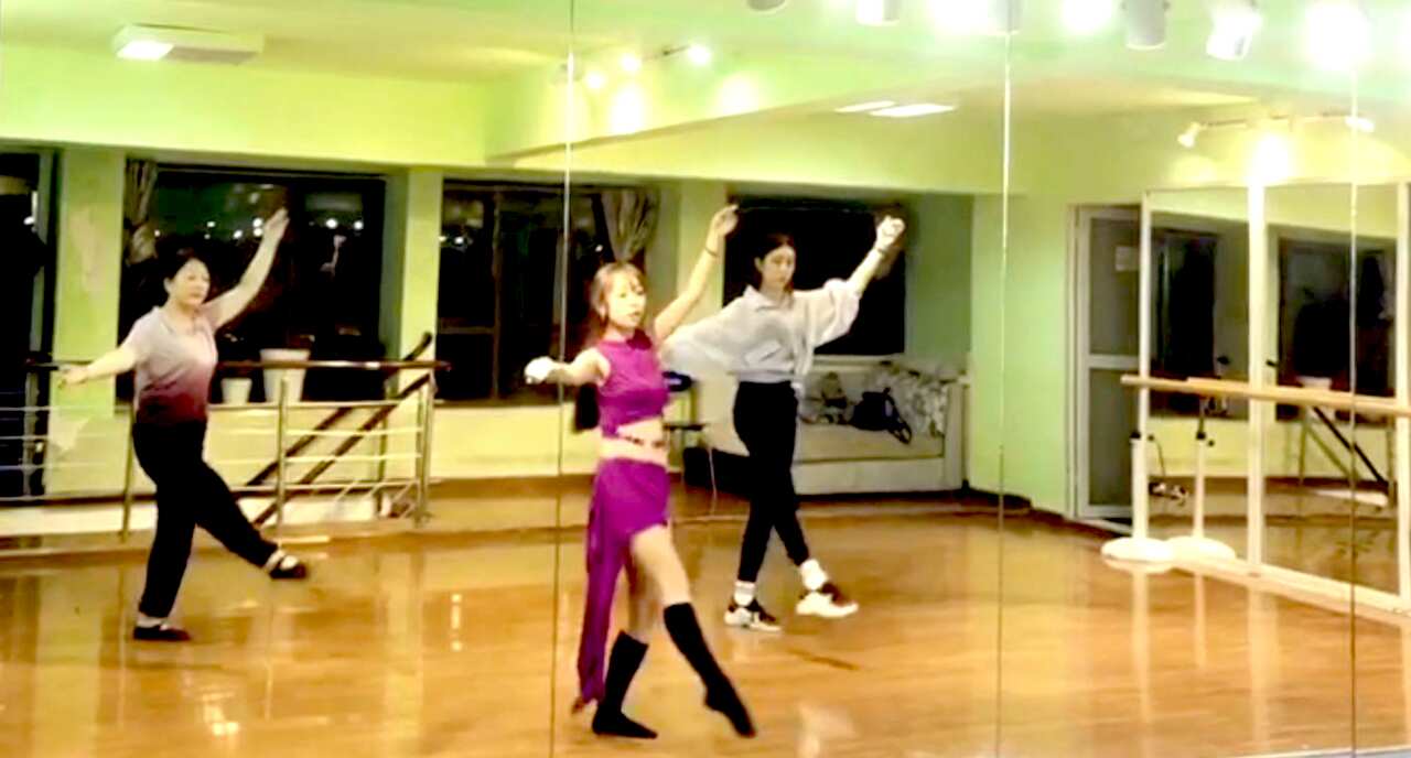 嫁到台湾的程小姐在中国黑龙江是名舞蹈老师