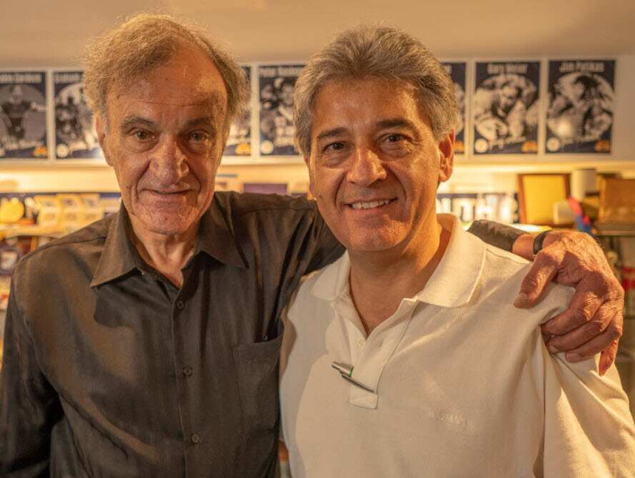 Ο John Economos με την Θέμη Καλλό στην "Αίθουσα Δόξας-Hall of Fame" του Σύδνεϋ Ολύμπικ, νωρίτερα φέτος.