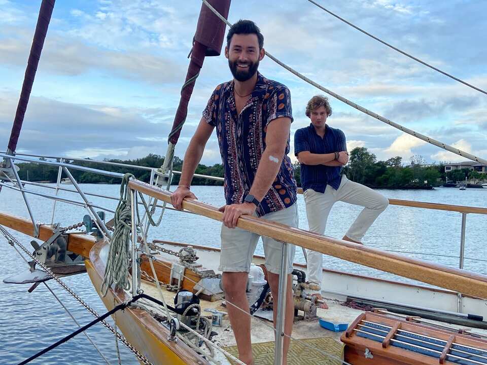 jordy and daniel about to sail