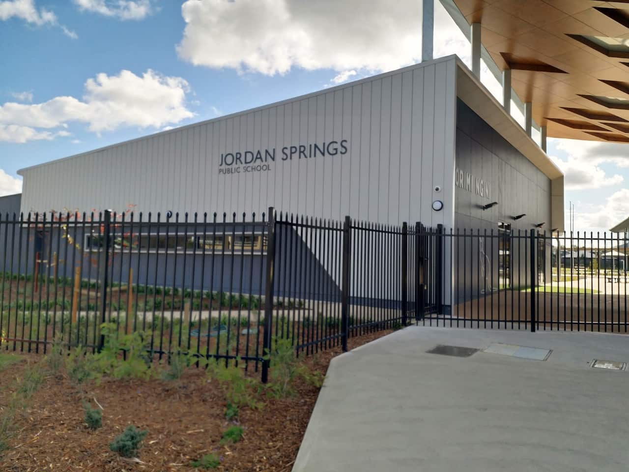 Jordan Springs is a developing town that has many facilities including a newly built primary school