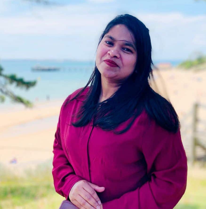 Ms Kaniz Fatema will lose her job if she's unable to come back to Australia soon. 