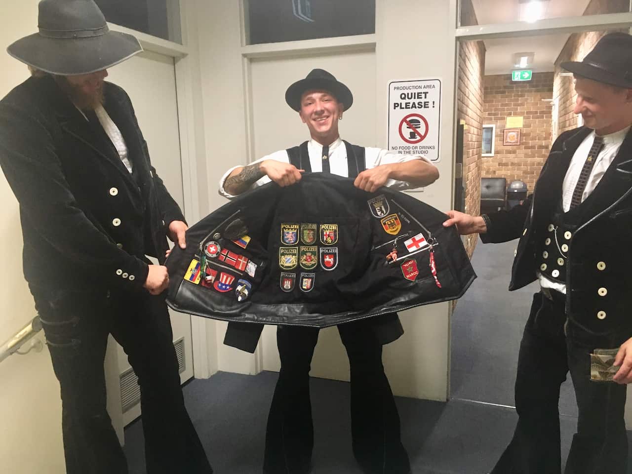 konrad-lennard-eric-german-cratfsmen-auf-der-walz-sbs-german