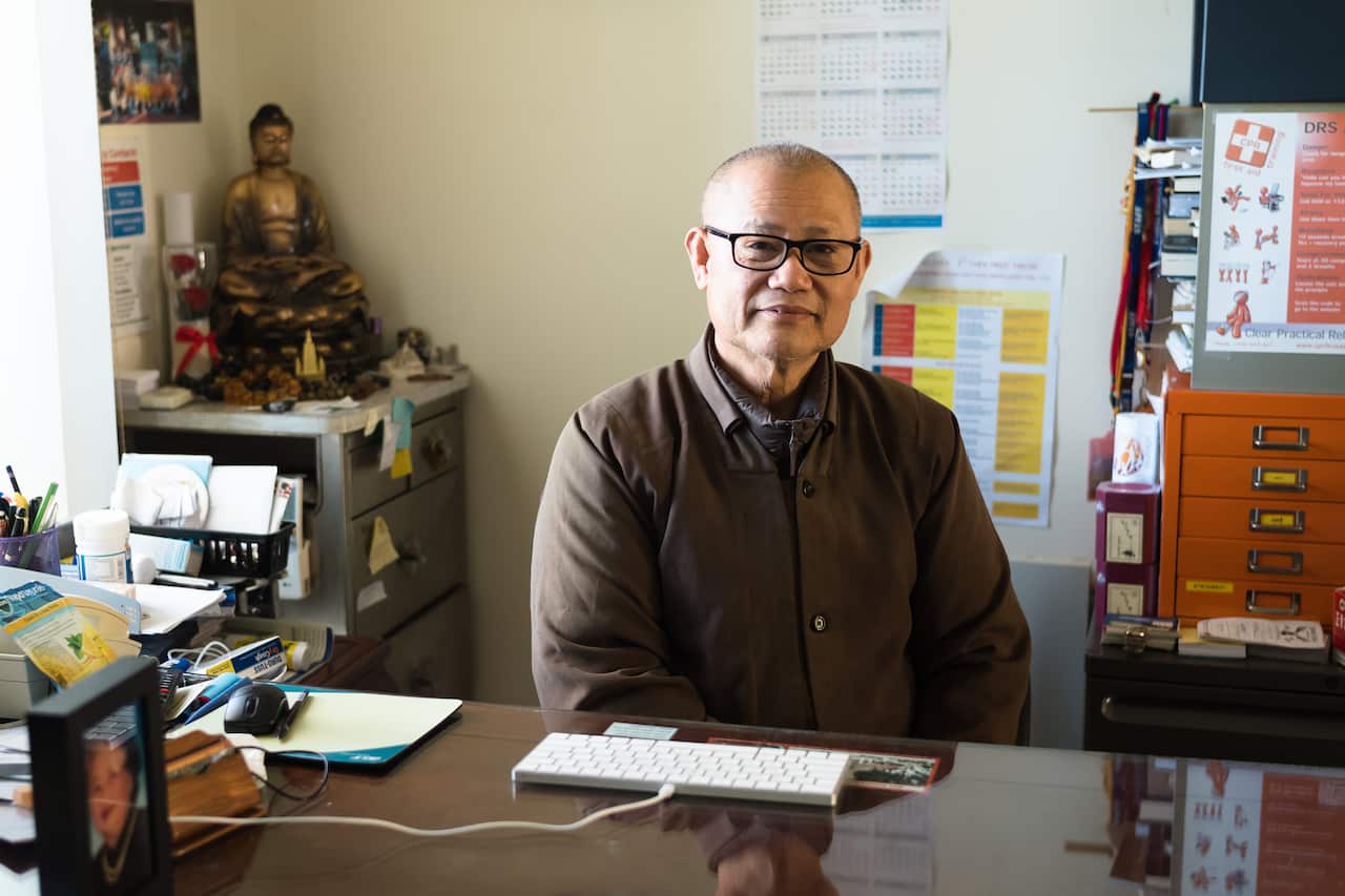 Thượng tọa Thích Thiện Tâm, Hiệu trưởng trường Việt ngữ Hoa Nghiêm.