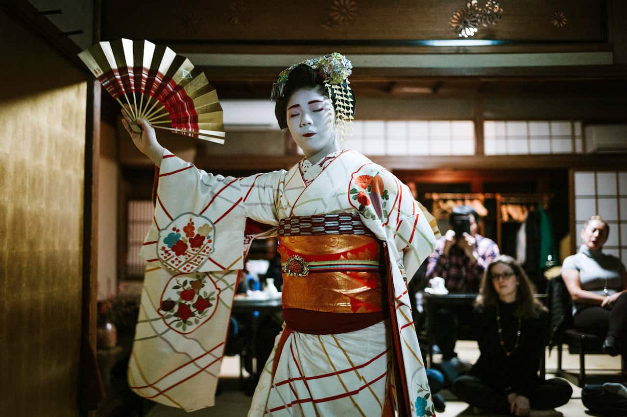A maiko dance show in Gion.