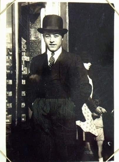 Leopoldo Bernardo Zonfrillo, il nonno di Jock, in una foto d'epoca a Napoli.