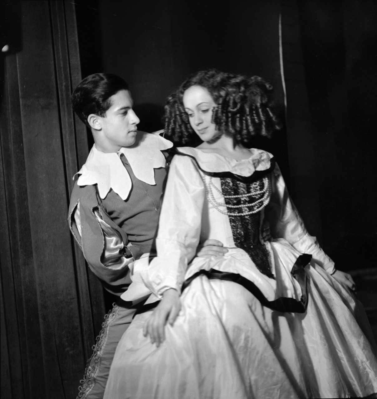 FRANCE - CIRCA 1938: Tatiana Leskova and Youly Algaroff in 'The Birthday of Infante'. 'Ballets de la Jeunesse', June 1938.