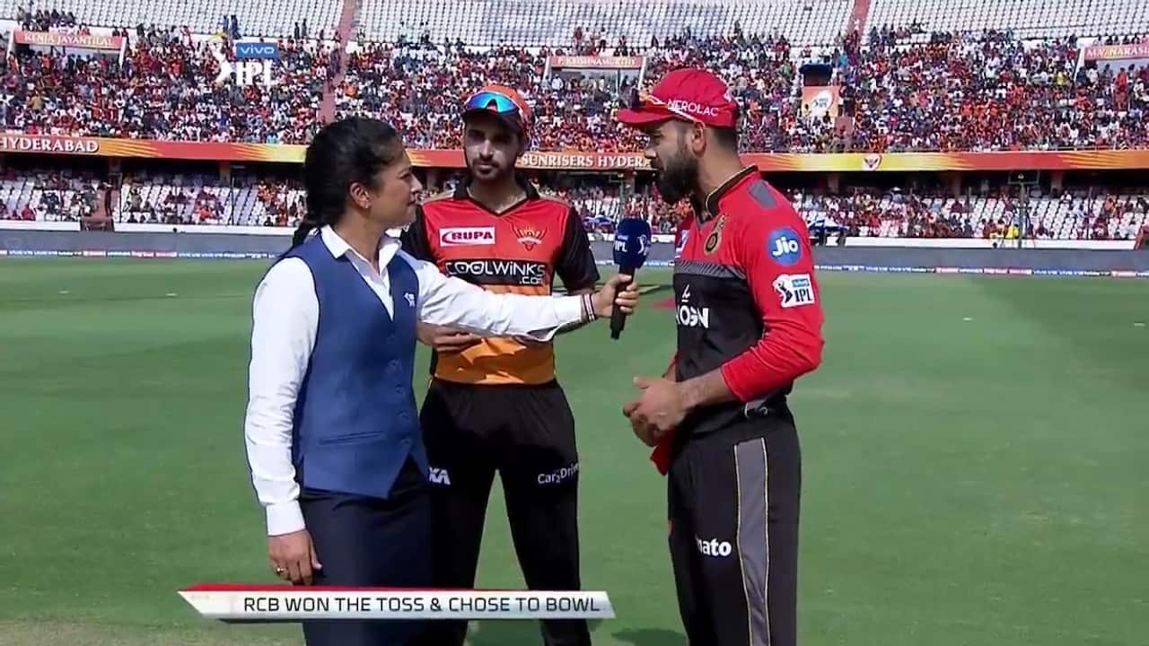 Lisa Sthalekar with Virat Kohli