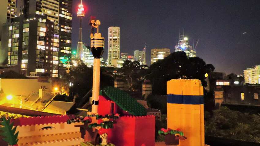 Maya Xavier 11, Lego Sydney Night, Darlinghurst