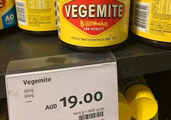 Lọ Vegemite giá $19 đô la bày bán trong sân bay Sydney
