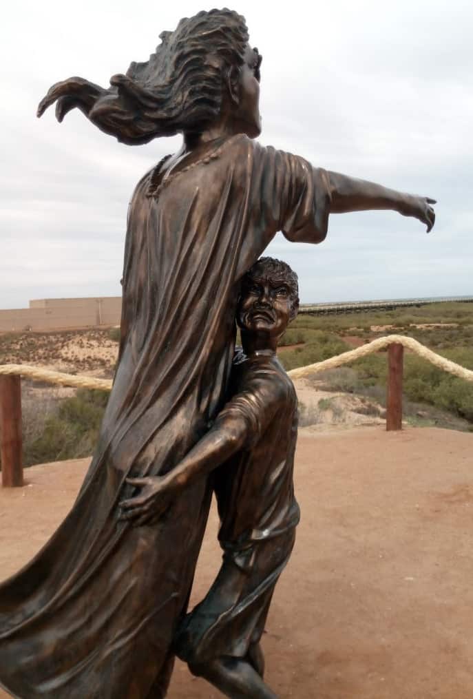 The statue unveiled in Carnarvon acknowledges the history of WA's lock hospitals.