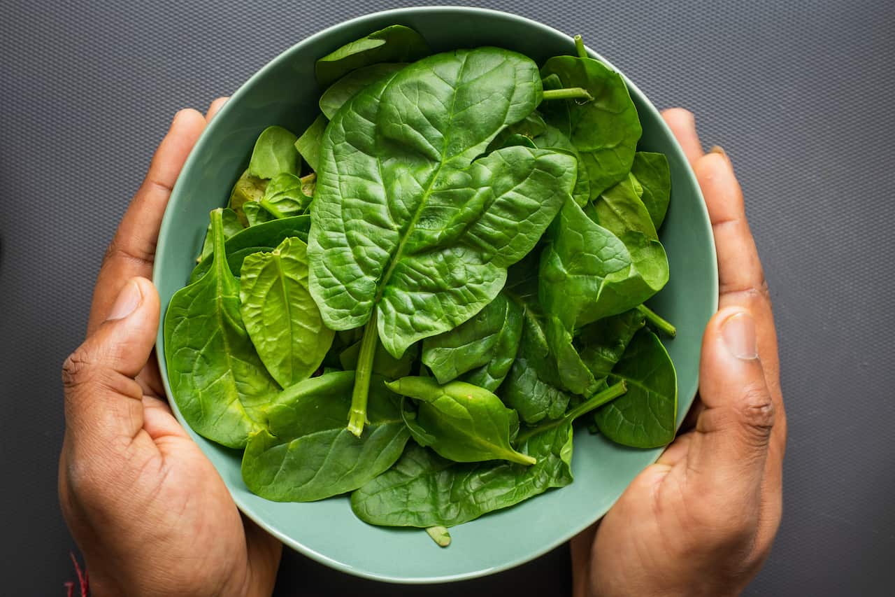 Spinach contains many essential nutrients and antioxidants including vitamin C.