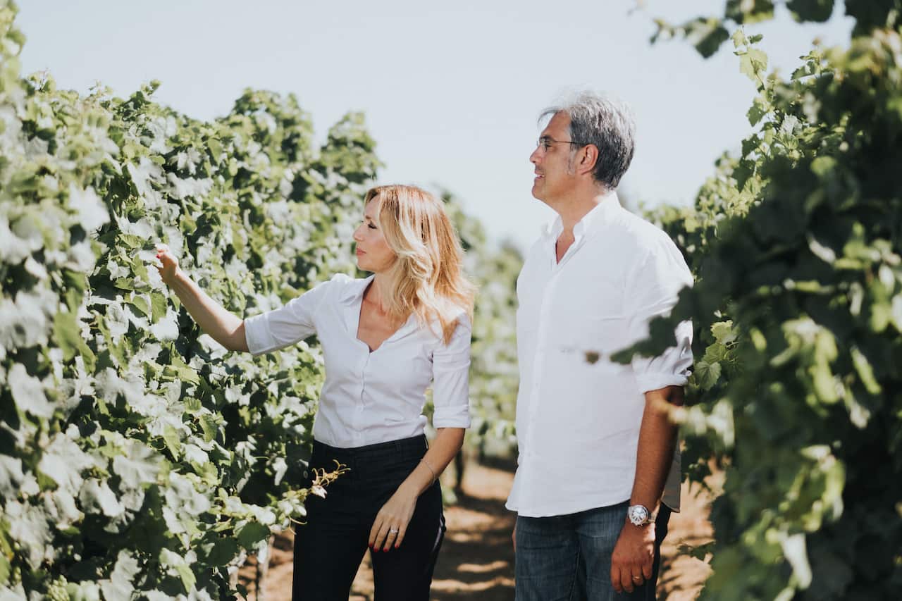 Romina Leopardi e Luigi Rubino nelle Tenute Rubino, Publia, 2020.