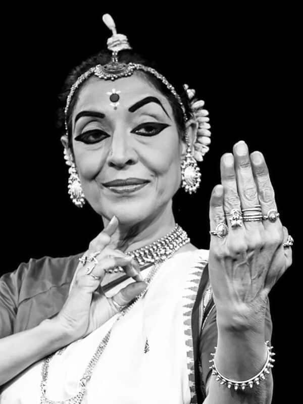 Madhavi Mudgal Odissi Dancer