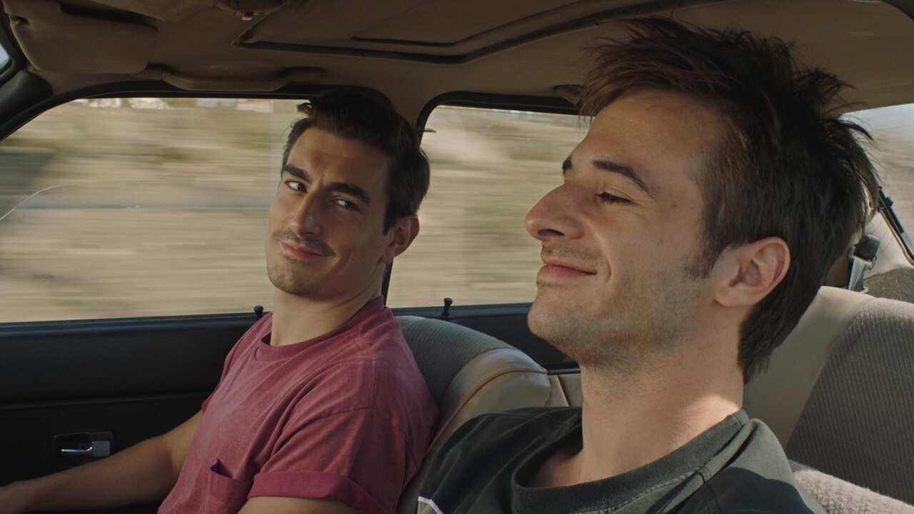 Victor and Matthias in car.