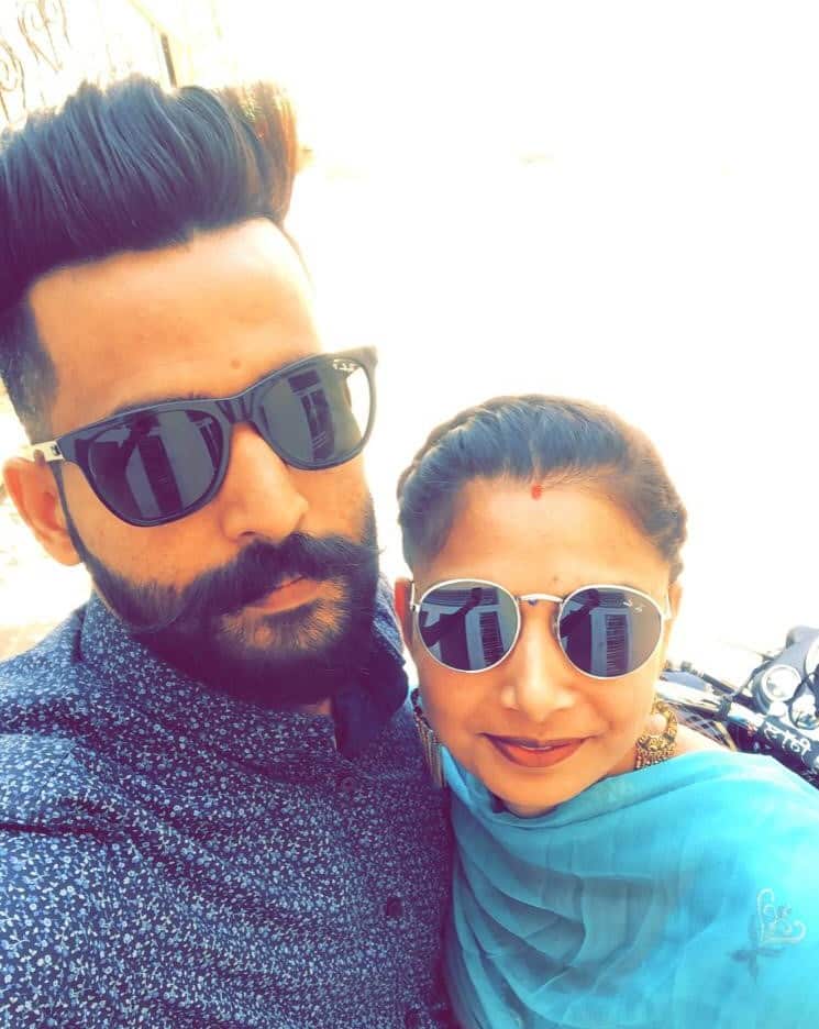 Melbourne-resident Manpreet Singh with his wife Kamaljit Kaur. Mr Singh wants the government to further clarity.