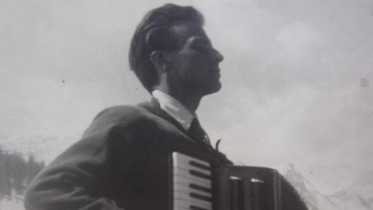 Il fratellastro Guy, morto nella guerra partigiana