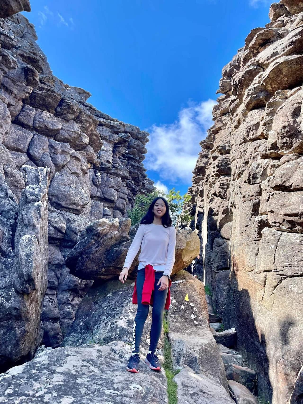 May (14 tuổi, Melbourne)