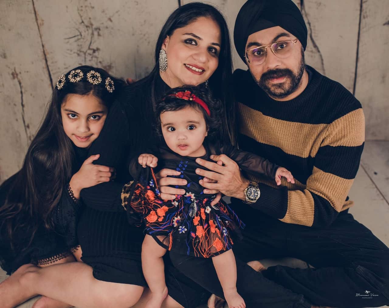 The Soin family, with Mehak on extreme left