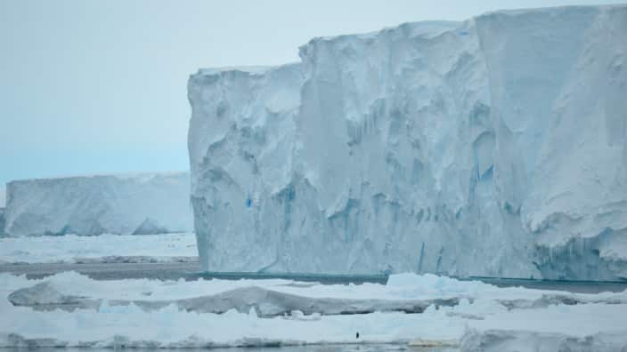 Mertz Glacier, January 2017 Credit Alessandro Silvano