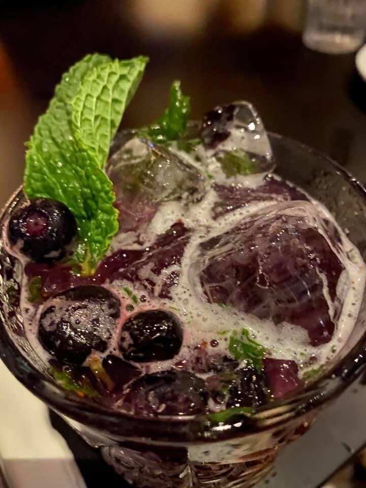 เครื่องดื่มอัญชันบลูเบอร์รี