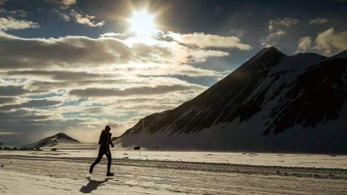 Mike Wardian running in Antartica