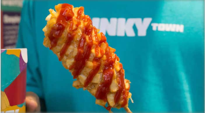 These Korean hot dogs are all the rage in their home country. (Audrey Bourget )