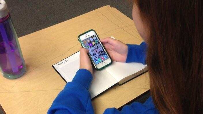 mobile phones to be banned Australia-wide in schools