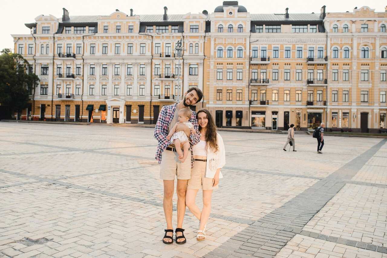 Родина Валерії та Олександра Дем'яненків.