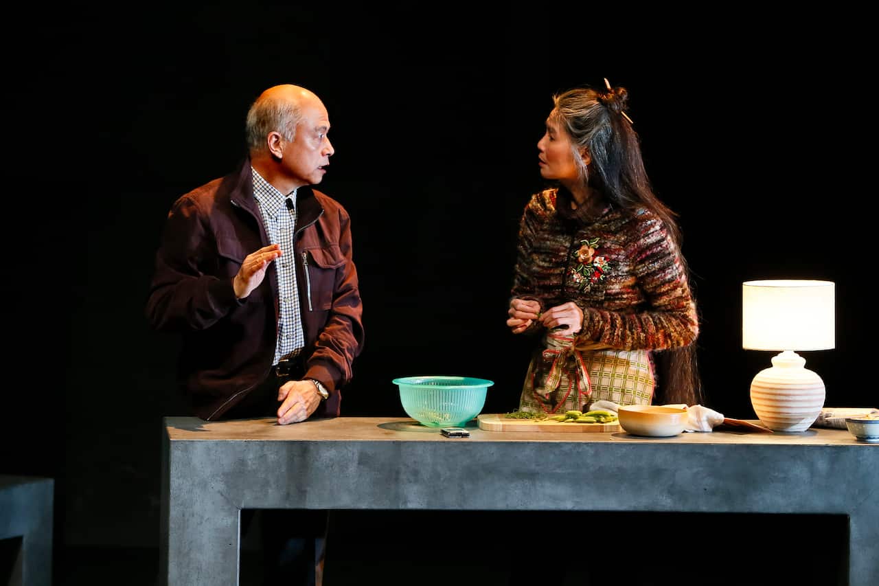 Gabrielle Chan参演舞台剧《Golden Shield金盾》剧照。