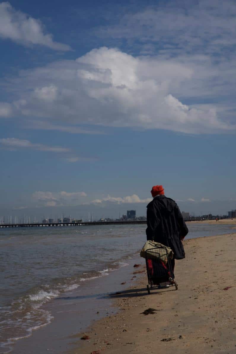 Young Chinese director reveals harrowing Australian migration story