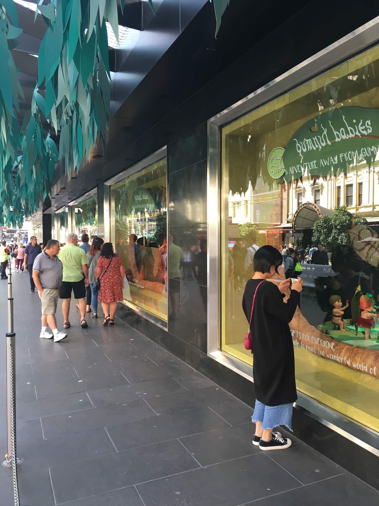 Myer Xmas Windows Melbourne SBS German 