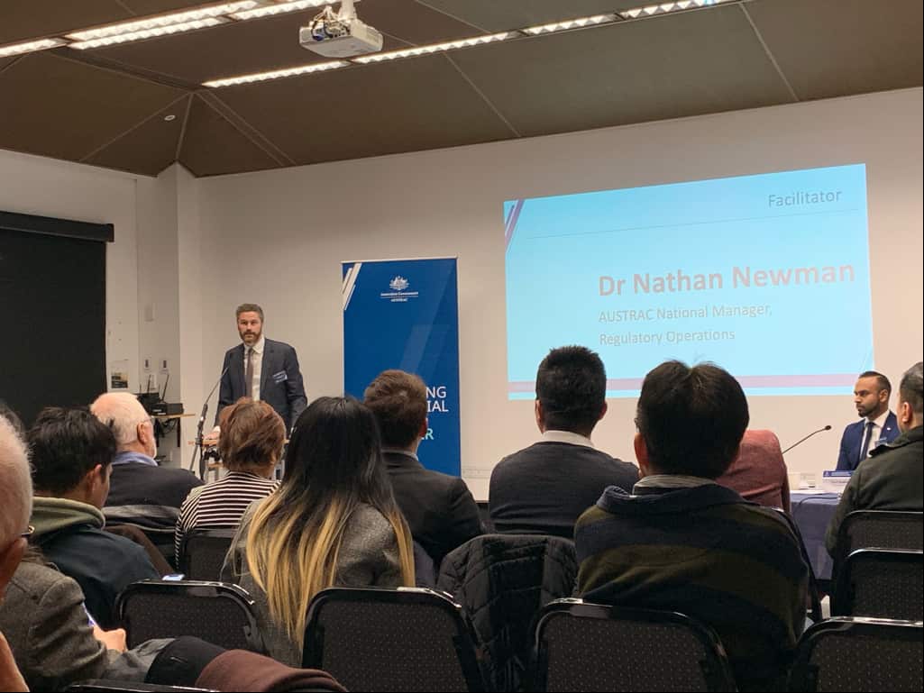 ดร.เนธาน นิวแมน จากออสแทรก อธิบายถึงความสำคัญที่ชุมชนจะต้องใช้บริการการโอนเงินที่ลงทะเบียนกับ AUSTRAC