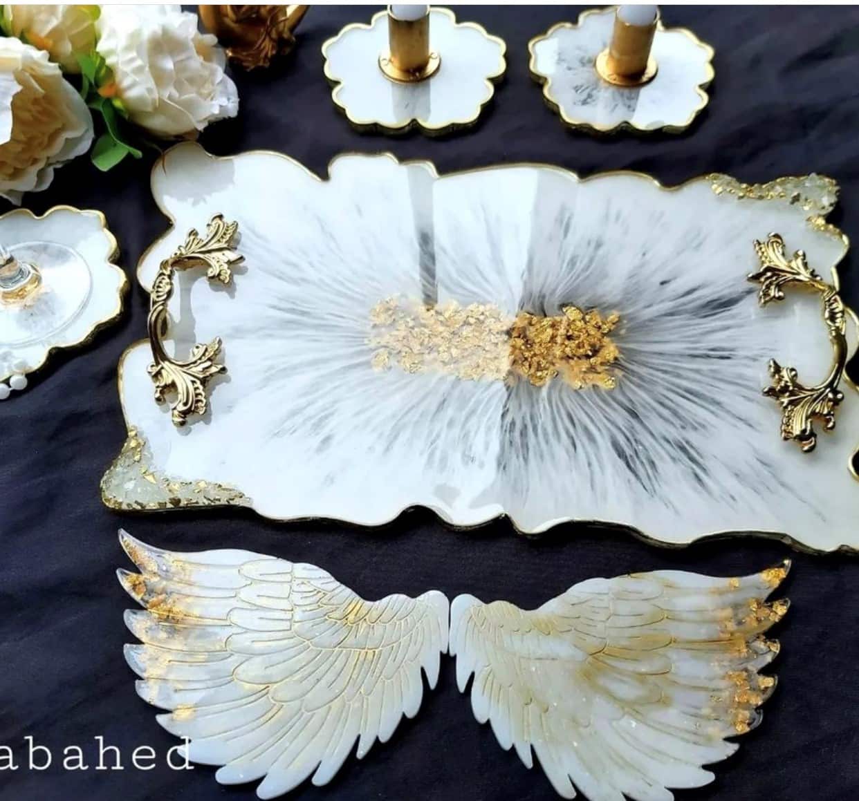 طقم تقديم  من إبداع الفنانة نباهد إيشو