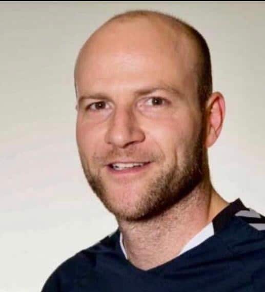 Niels Büngen ZDF Doku 30 Jahre Deutsche Einheit. Die grosse Ost-Bilanz. Gewinner und Verlierer SBS German 