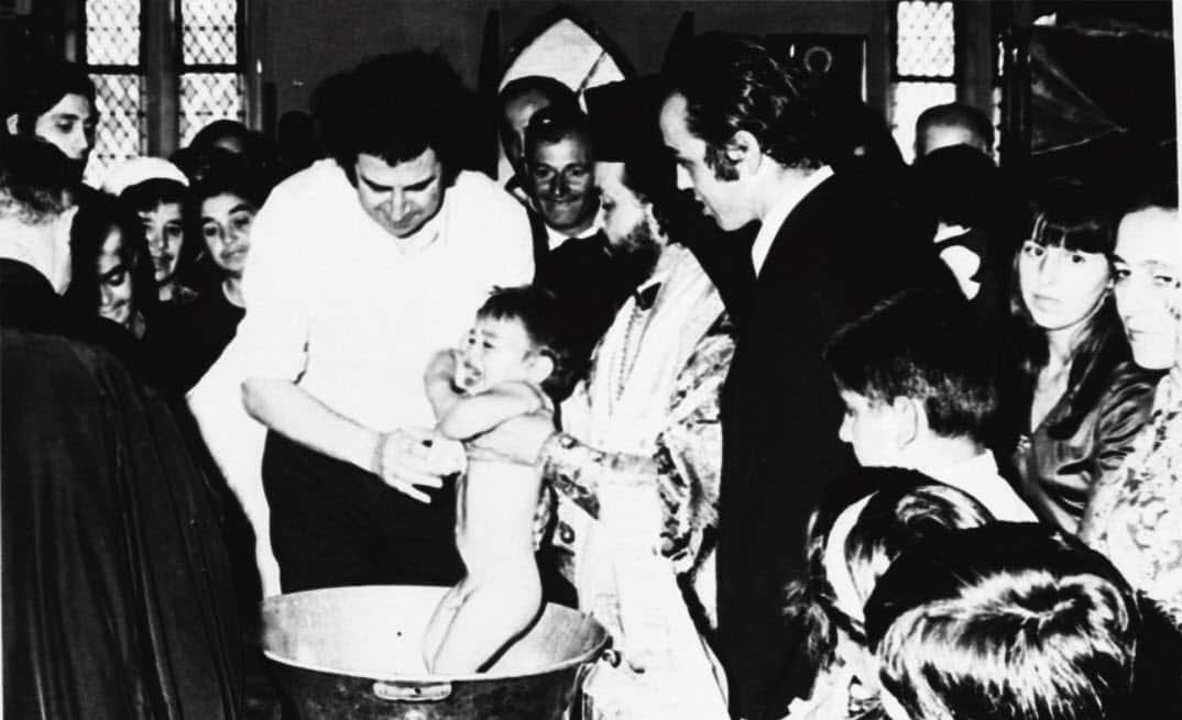 Ο Μίκης στην Αυστραλία έγινε και ...νονός