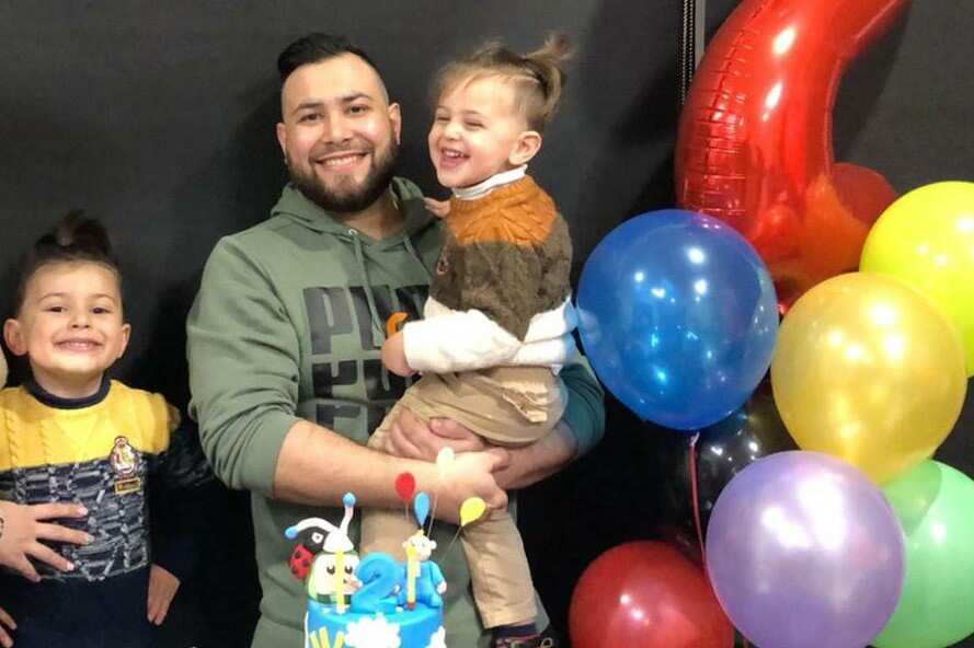 Omar Tabiaat Virus corona change of career 