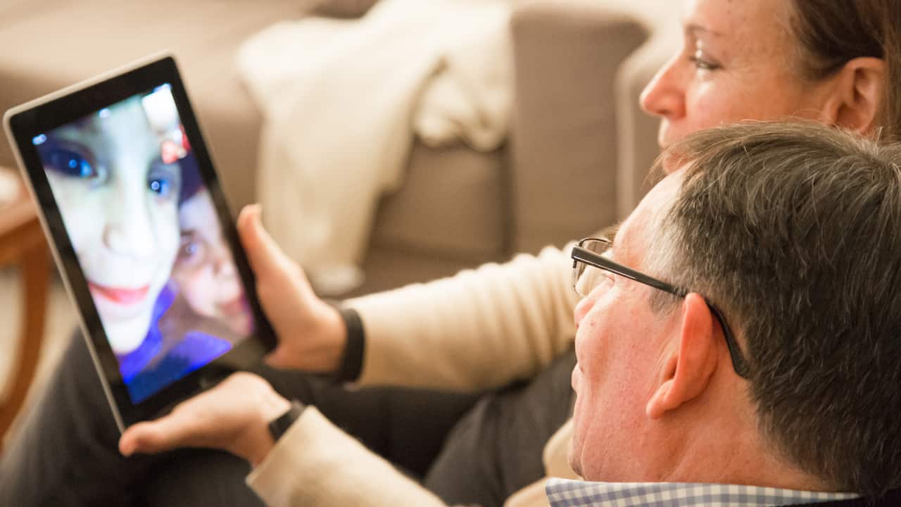 Online grandparenting