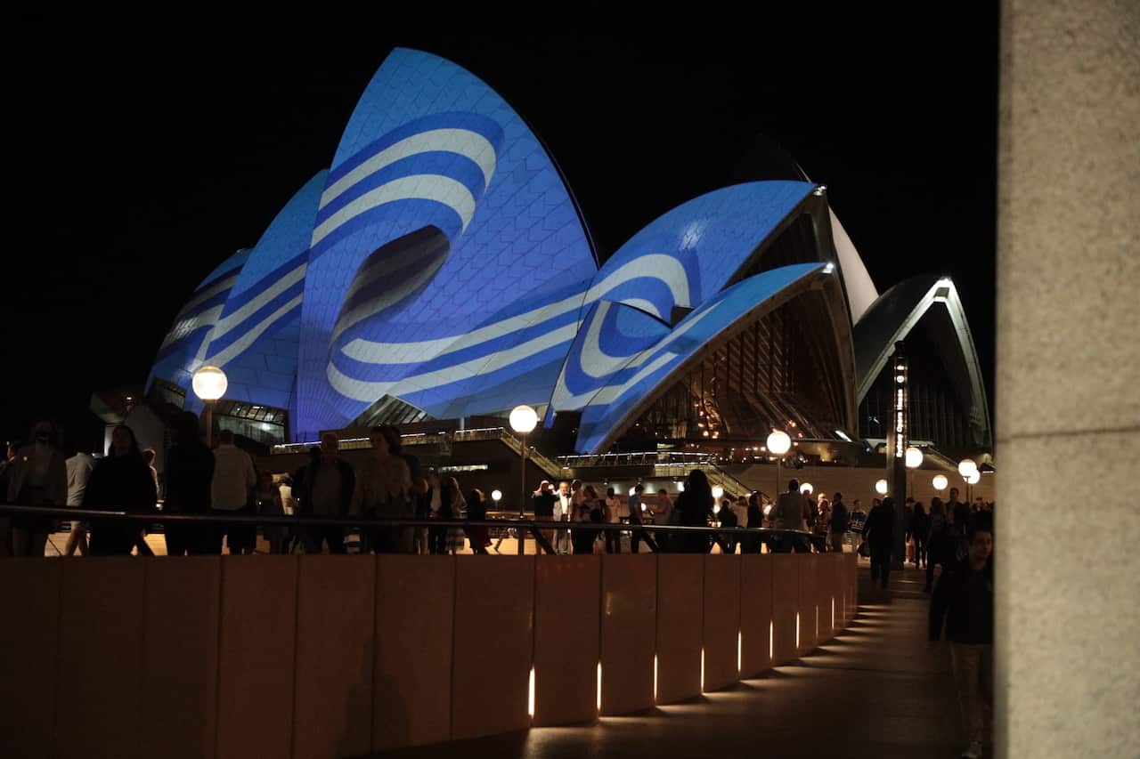 Στα γαλανόλευκα η Λυρική Σκηνή του Σύδνεϋ