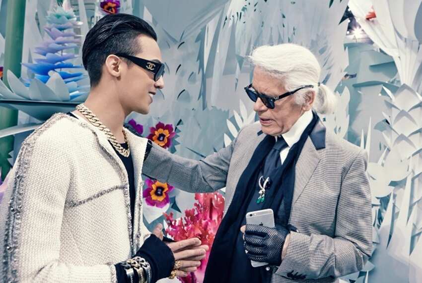 G Dragon with Karl Lagerfeld at Paris fashion week