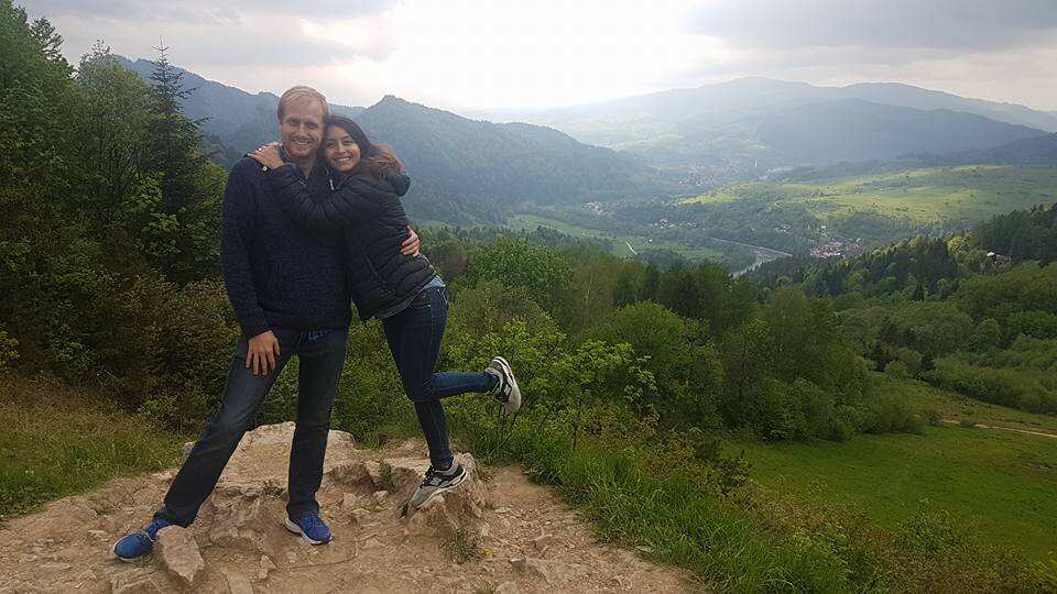 Paola Restrepo y su pareja 