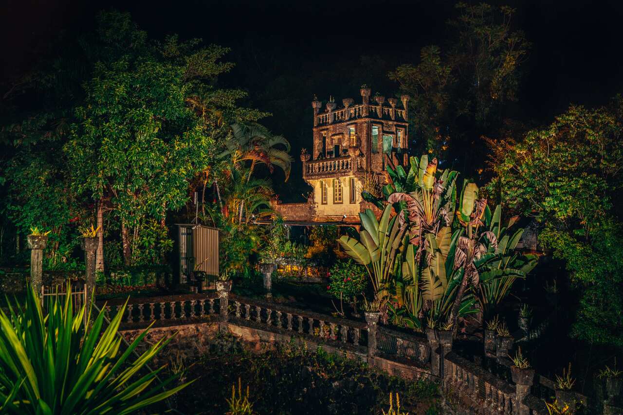 José Paronella comenzó la construcción de este castillo en 1929.