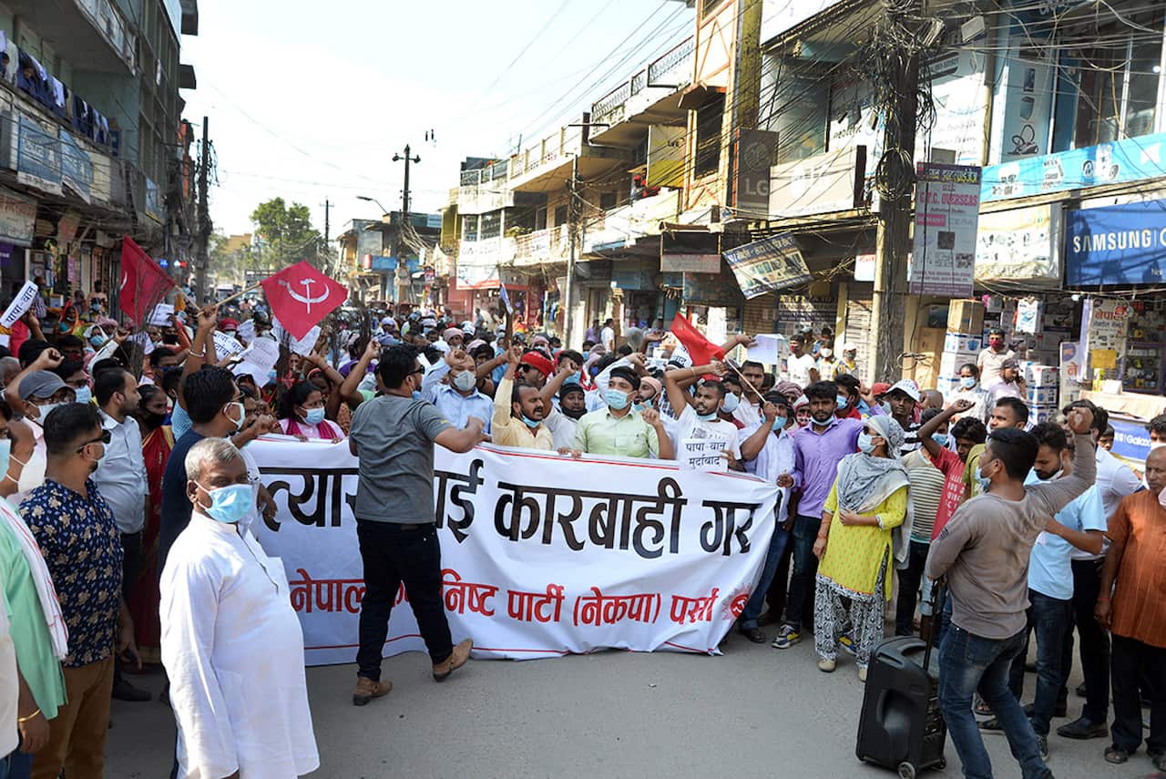Protests in Parsa over death of Mukesh Chaurasia.