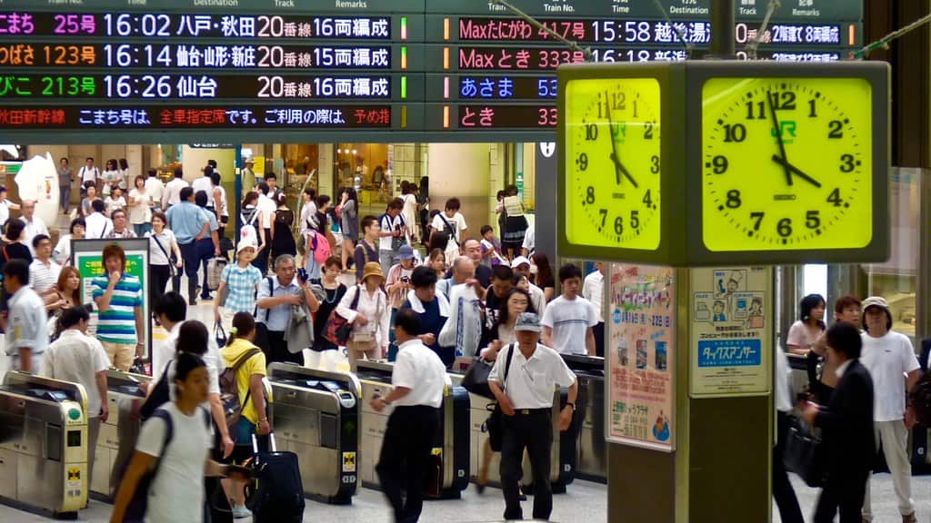 日本旅客上路了