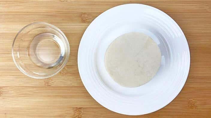 All you need are dumpling/wonton/gyoza wrappers and a little oil.