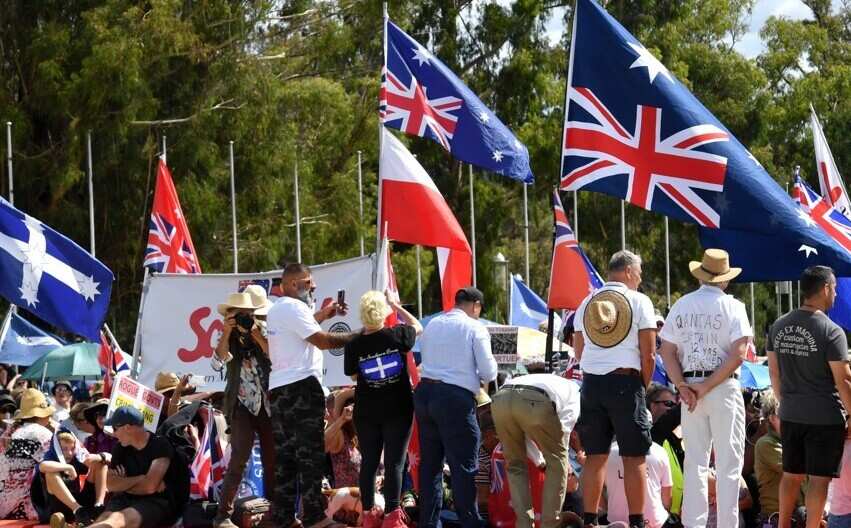 캐나다 트럭 시위에 동조한 호주 캔버라 백신 반대 시위 현장 