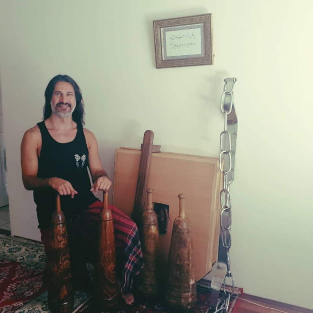 دکتر خشایار آزاد