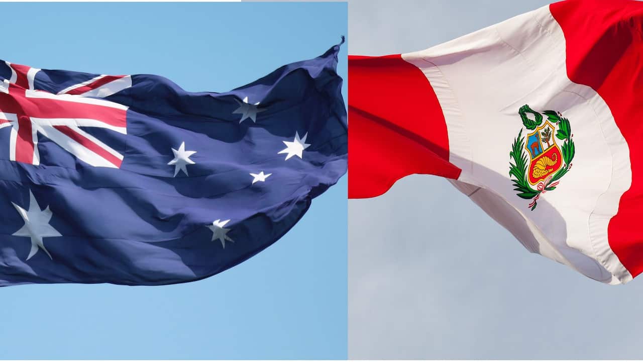 Banderas de Australia y Perú.