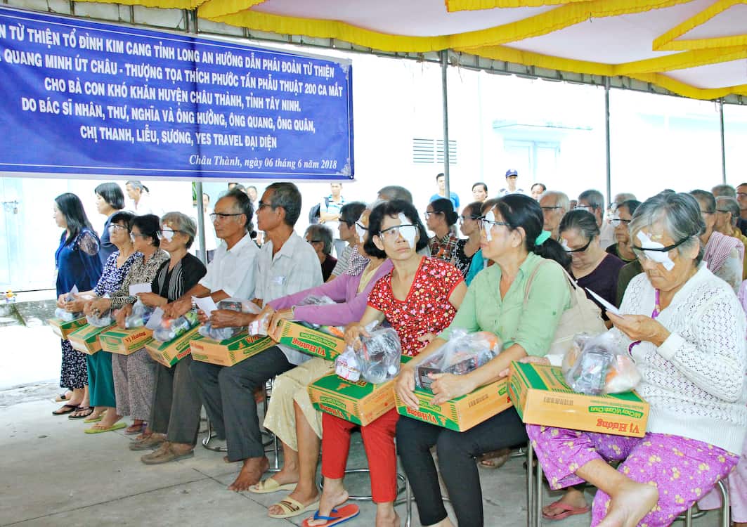 Các bệnh nhân nghèo ở Châu Thành, Long An